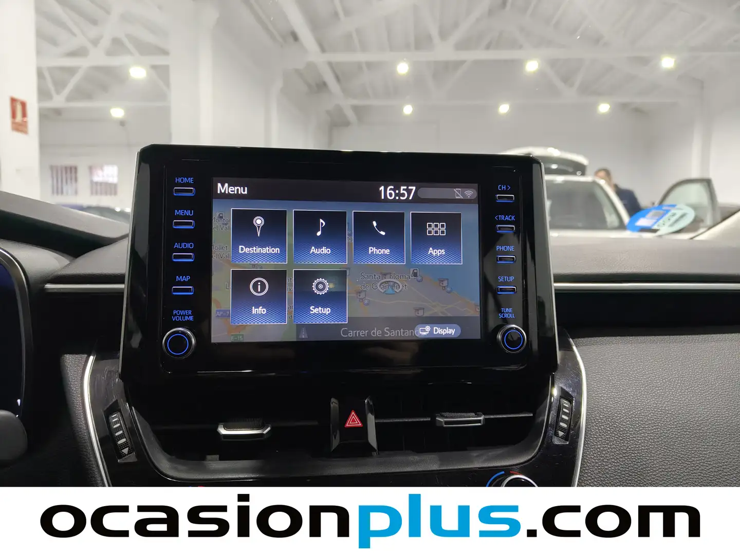 Foto Toyota Corolla Toyota Corolla 1.8 125 Híbrido Active Tech E-CVT Sedán (122 CV)