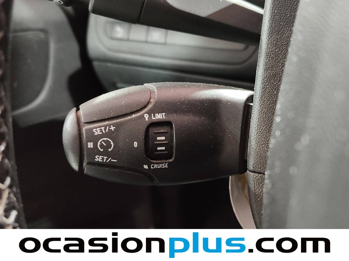 Foto Peugeot 2008 Peugeot 2008 PureTech 110 Allure (110 CV)