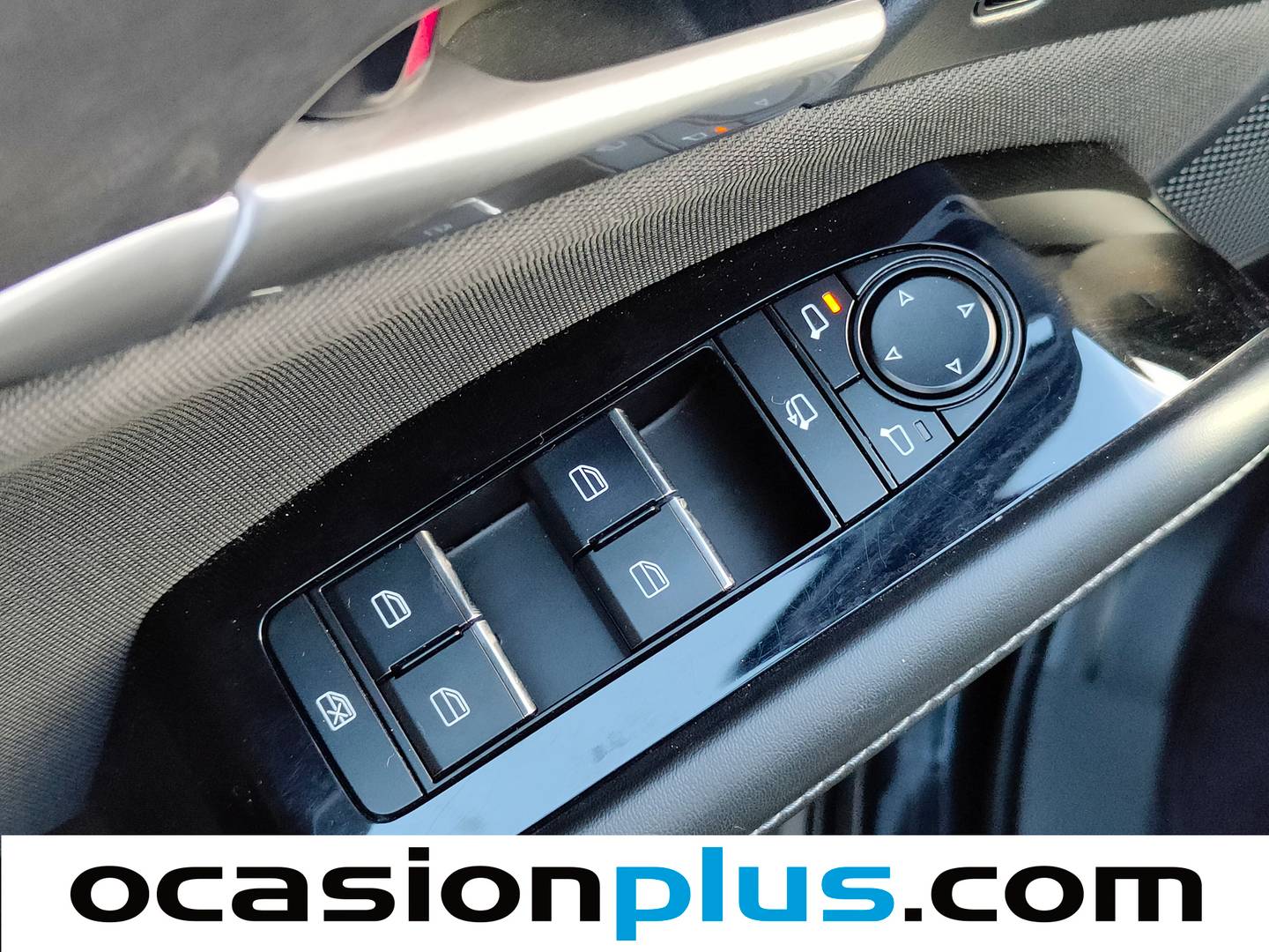 Foto Mazda CX-30 Mazda CX-30 2.5 e-Skyactive G MHEV Prime-Line (140 CV)