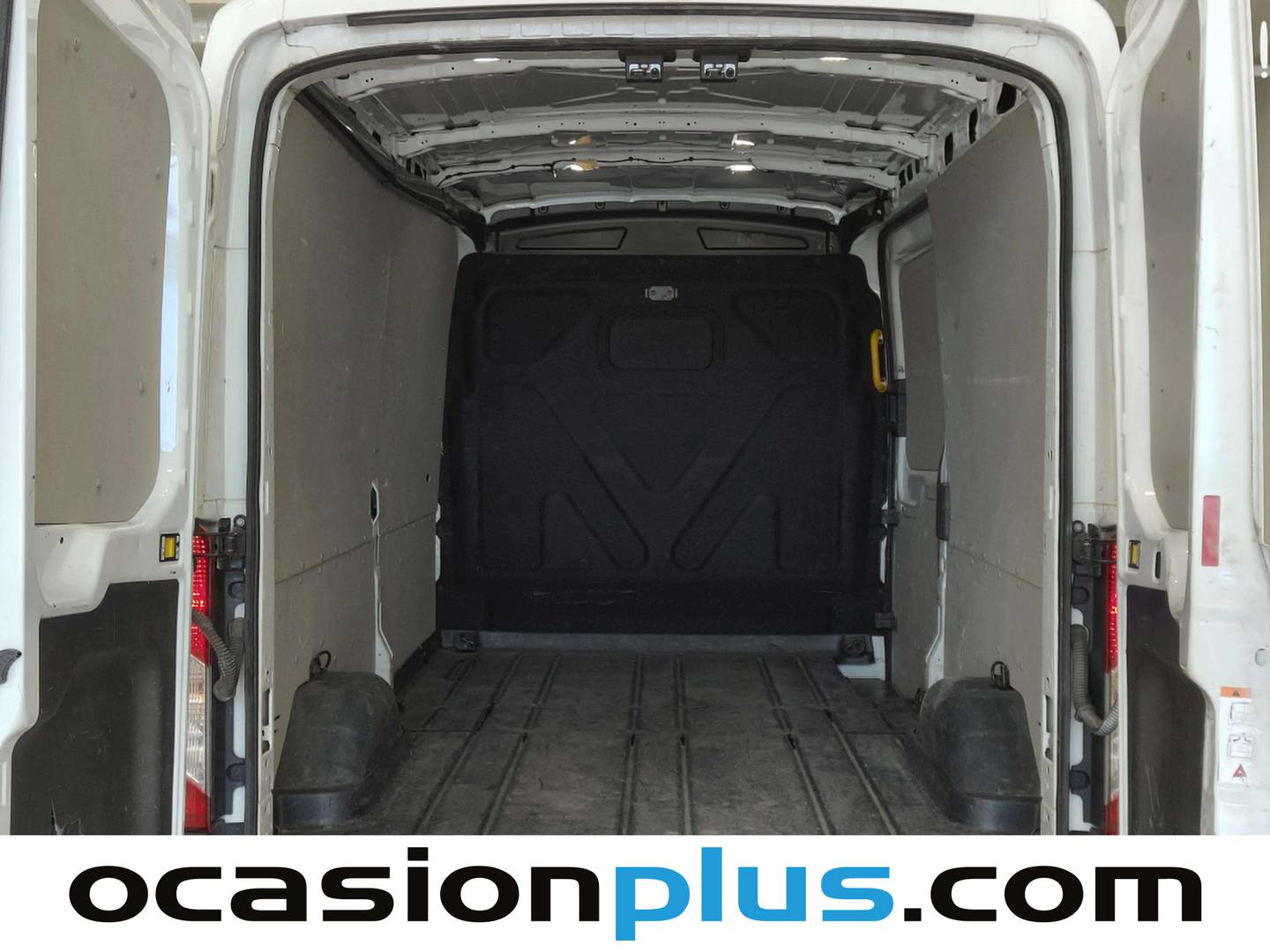 Foto asientos traseros Ford Transit FORD Transit Furgon 350 L3H2 Trend (130 CV)