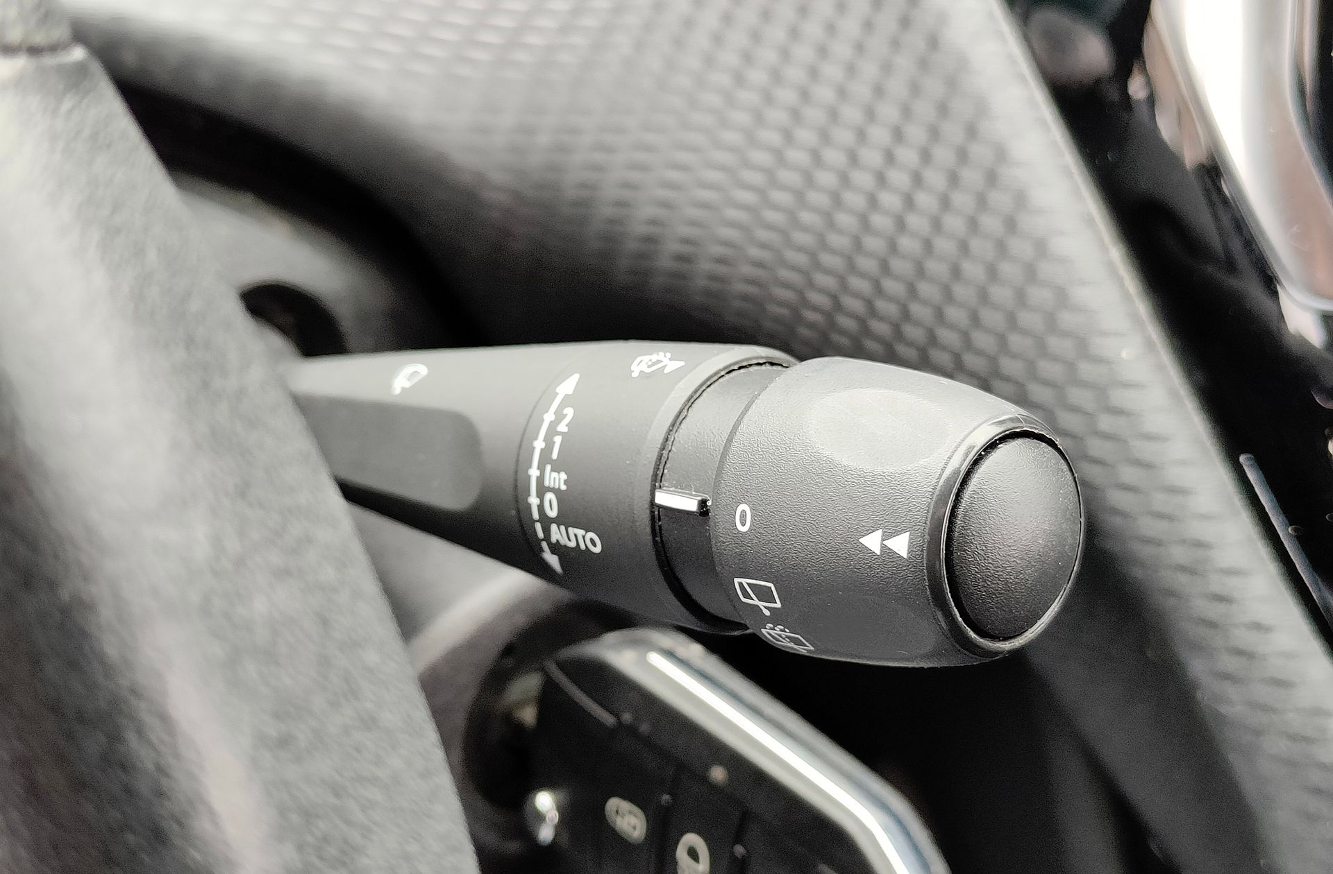 Peugeot 208 PureTech Signature - foto 28