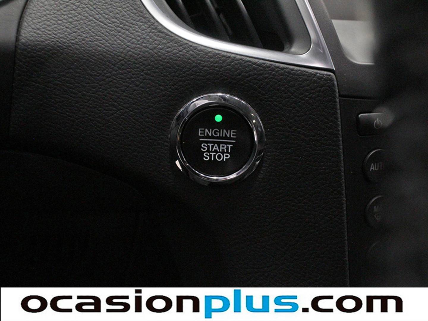 Foto Ford S-MAX Ford S-Max 2.0 TDCI Titanium PowerShift AUTO (150 CV) 7 PLAZAS