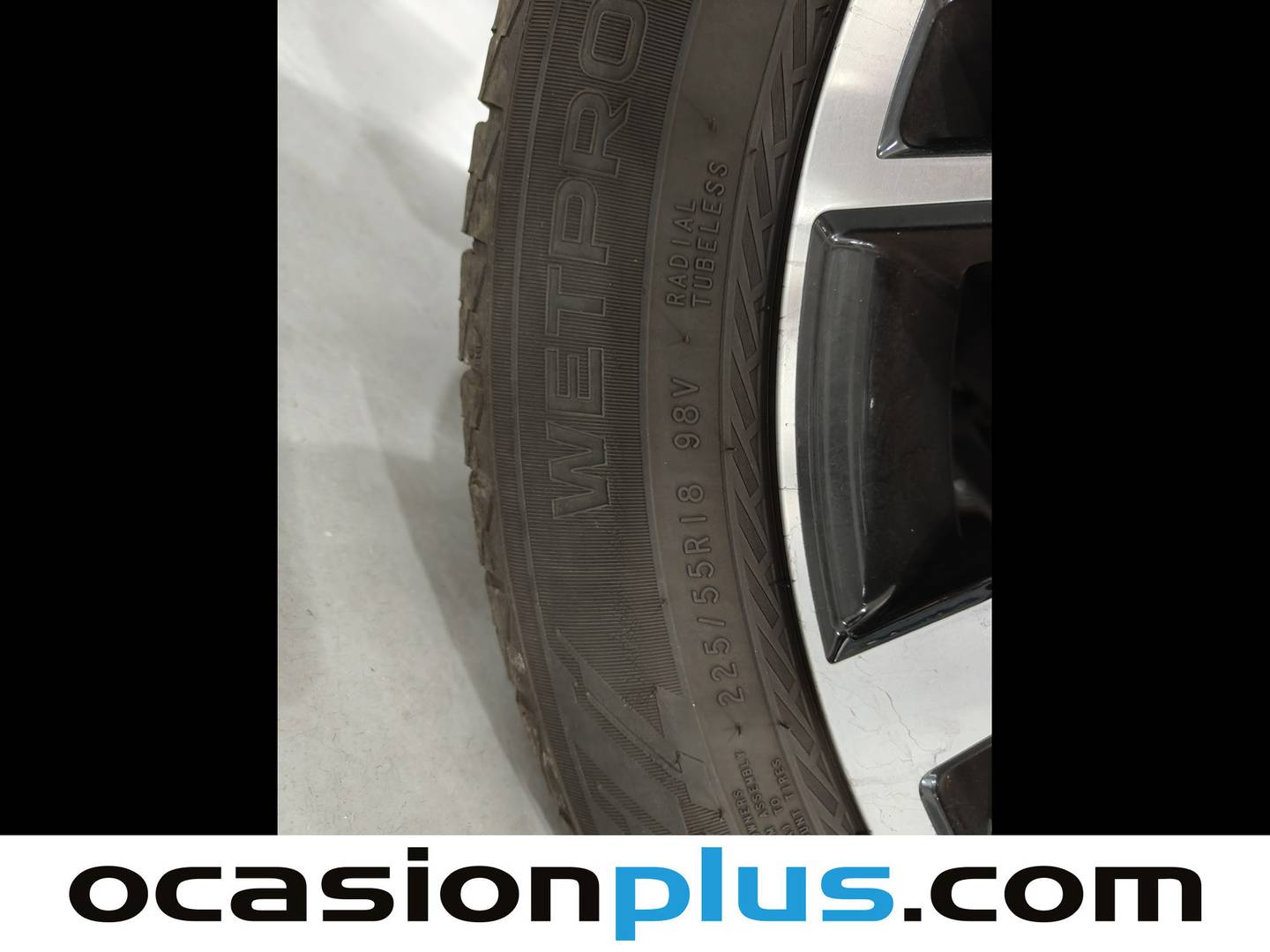 Foto Mitsubishi Outlander Mitsubishi Outlander 2.0 PHEV Kaiteki 4WD Auto (203 CV)