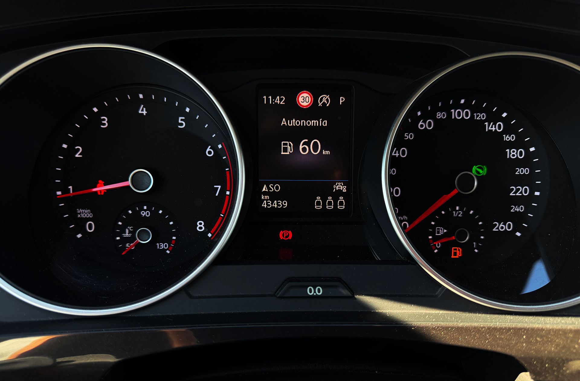 Volkswagen Tiguan Life 1.5 TSI DSG - foto 27