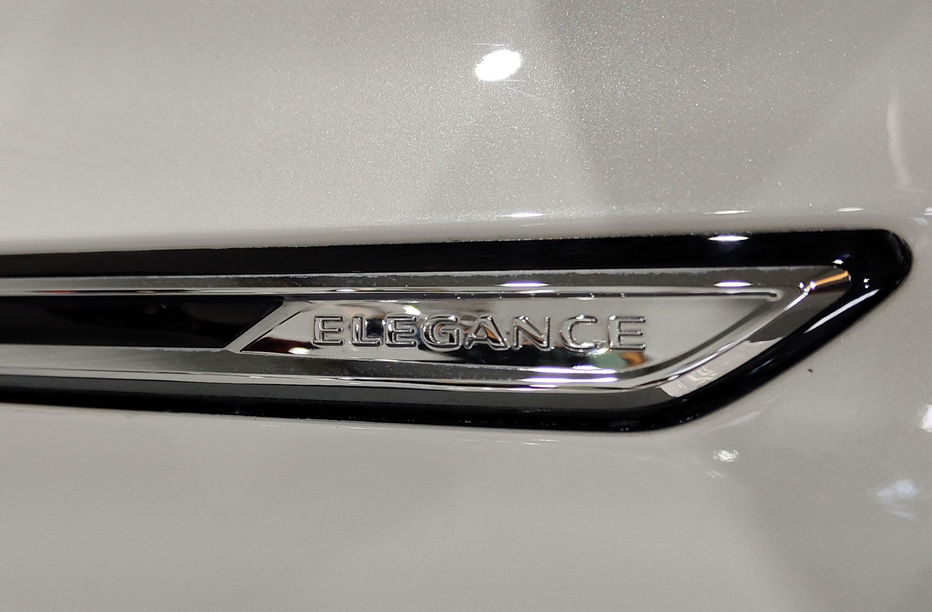 Volkswagen Arteon Elegance 2.0 TDI 4Motion DSG - foto 7