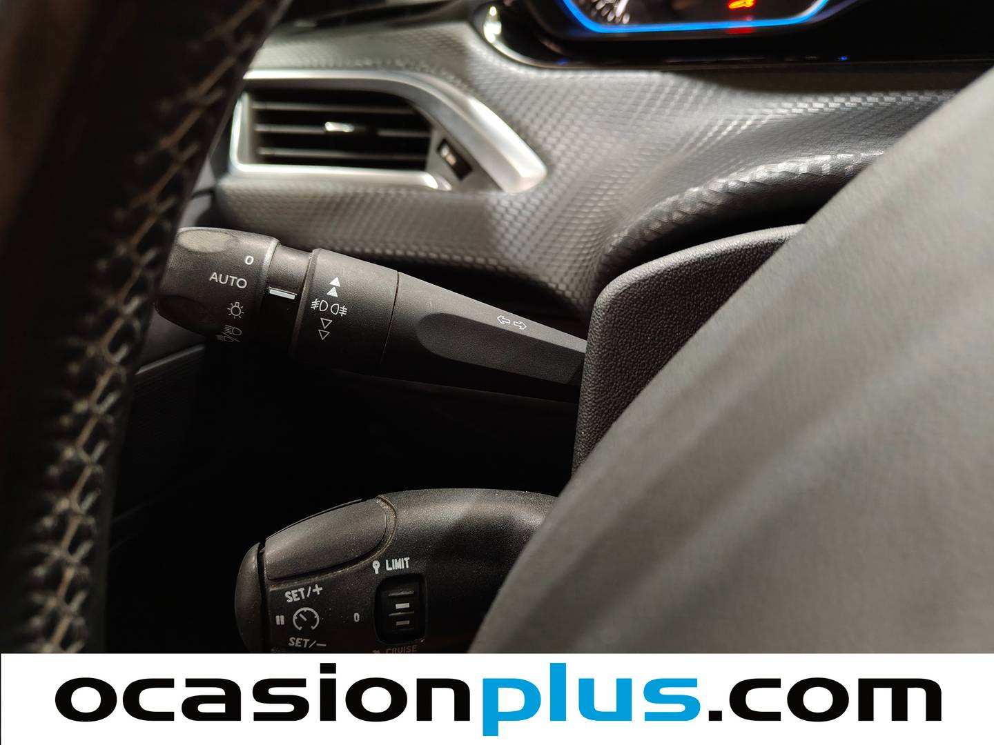Peugeot 2008 Peugeot 2008 BlueHDi 100 Allure (100 CV) de segunda mano