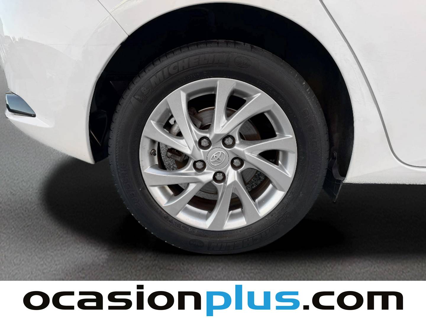 Foto Toyota Auris Toyota Auris 1.8 Hybrid Active (136 CV)