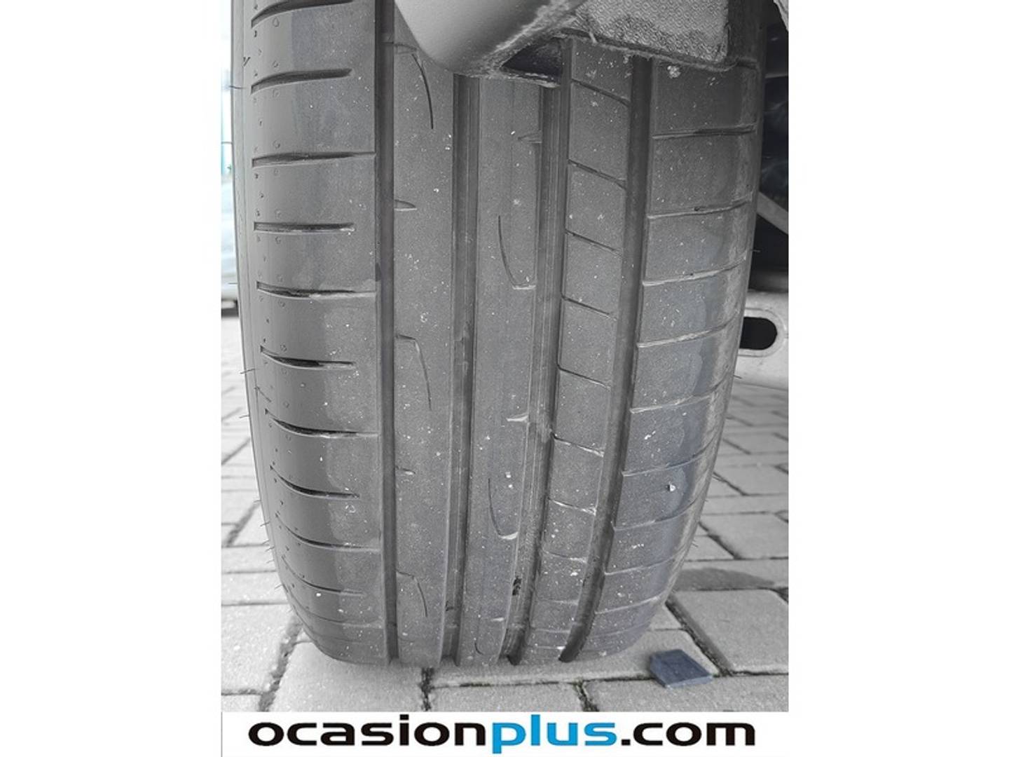 Foto Land Rover Discovery Sport Land Rover Discovery Sport 2.0D SD4 MHEV Standard AWD Auto (240 CV)