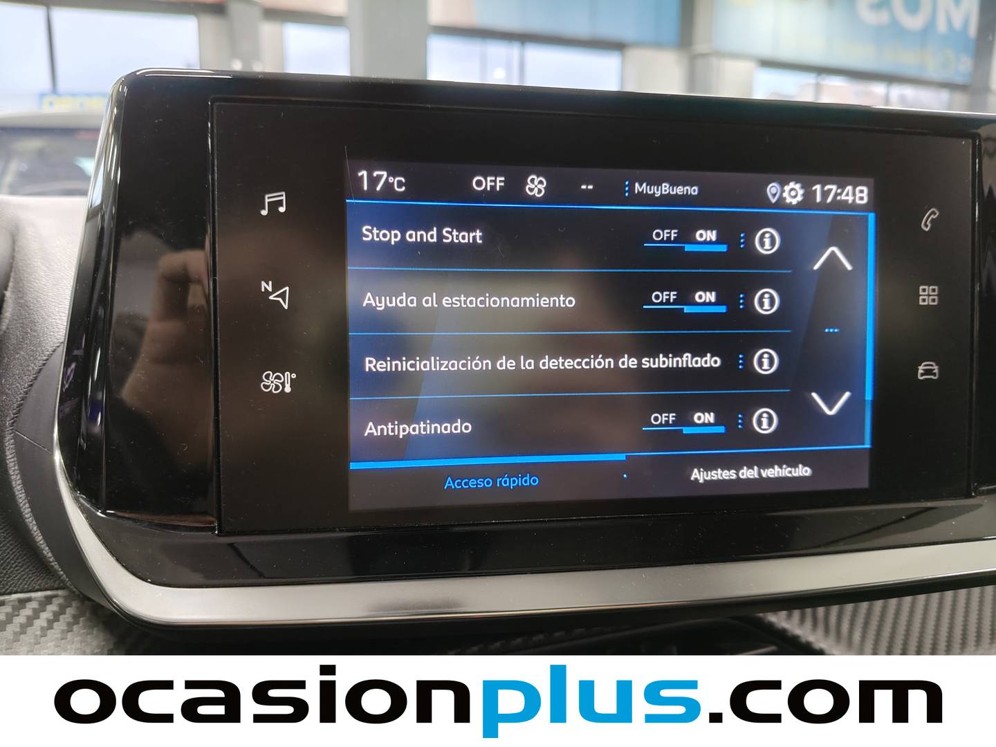 Foto Peugeot 2008 Peugeot 2008 BlueHDi 110 Allure Pack (110 CV)