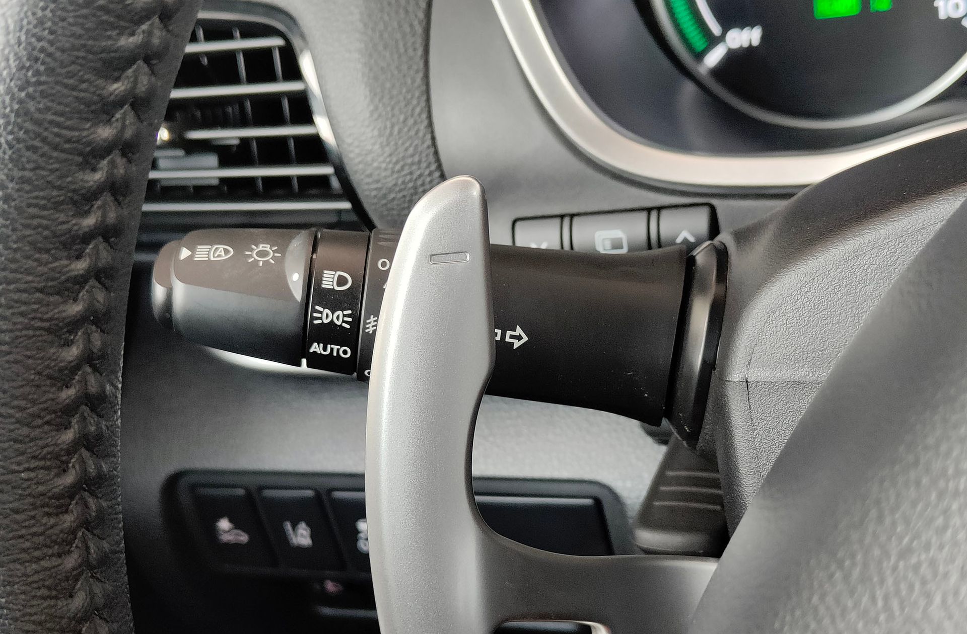 Mitsubishi Eclipse Cross 2.4 PHEV Kaiteki 4WD - foto 22