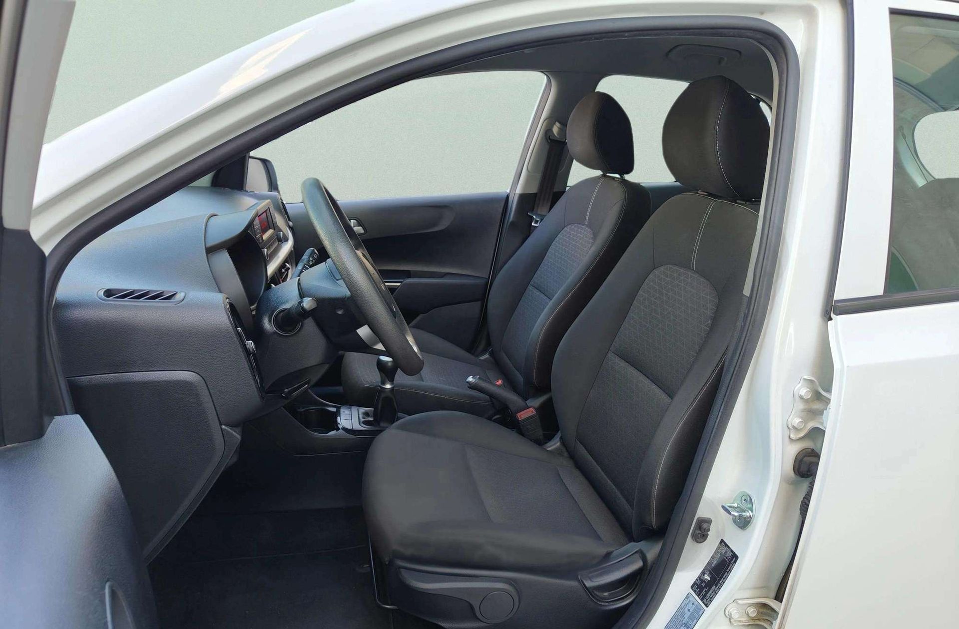 Kia Picanto 1.0 DPi Concept Pack Comfort - foto 8