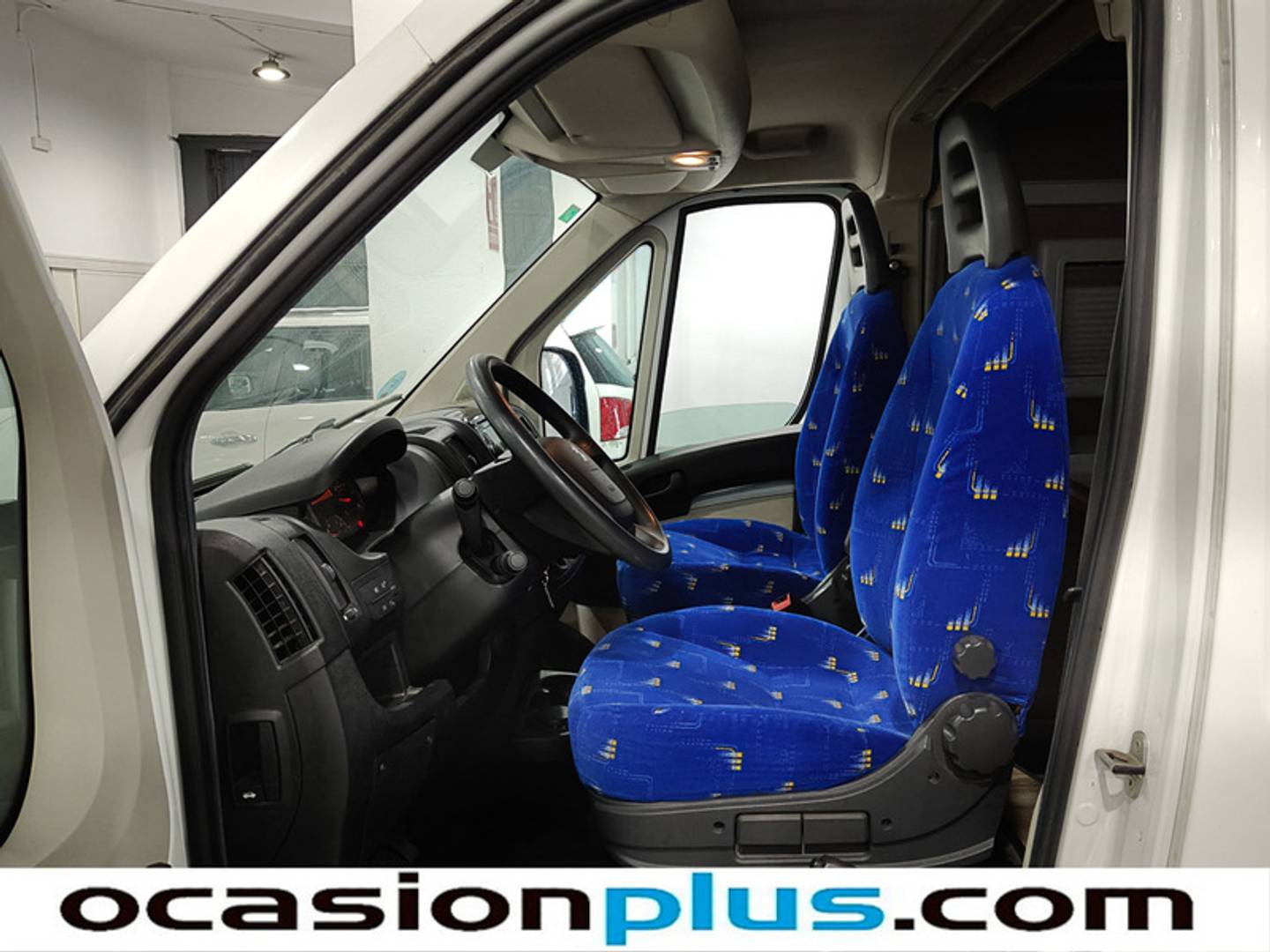 Foto Peugeot Boxer Peugeot Boxer Furgon BlueHDi 130 Pack 335 L3H2 (130 CV) Camperizada 4 Plazas