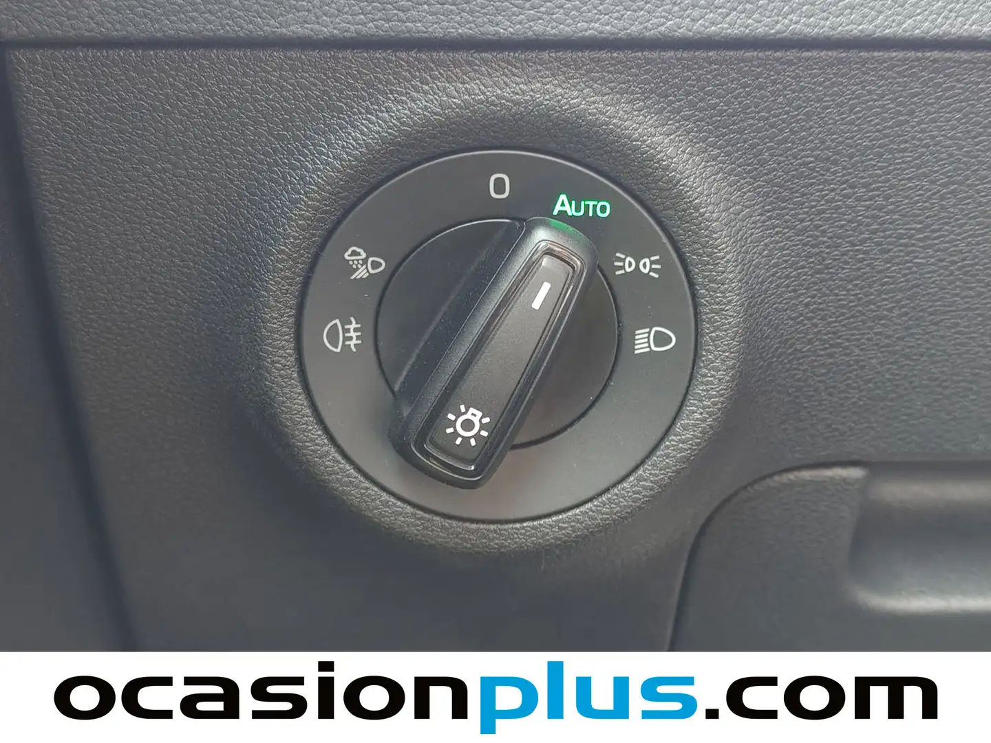 Foto Skoda Karoq Skoda Karoq 1.5 TSI ACT Sportline (150 CV)