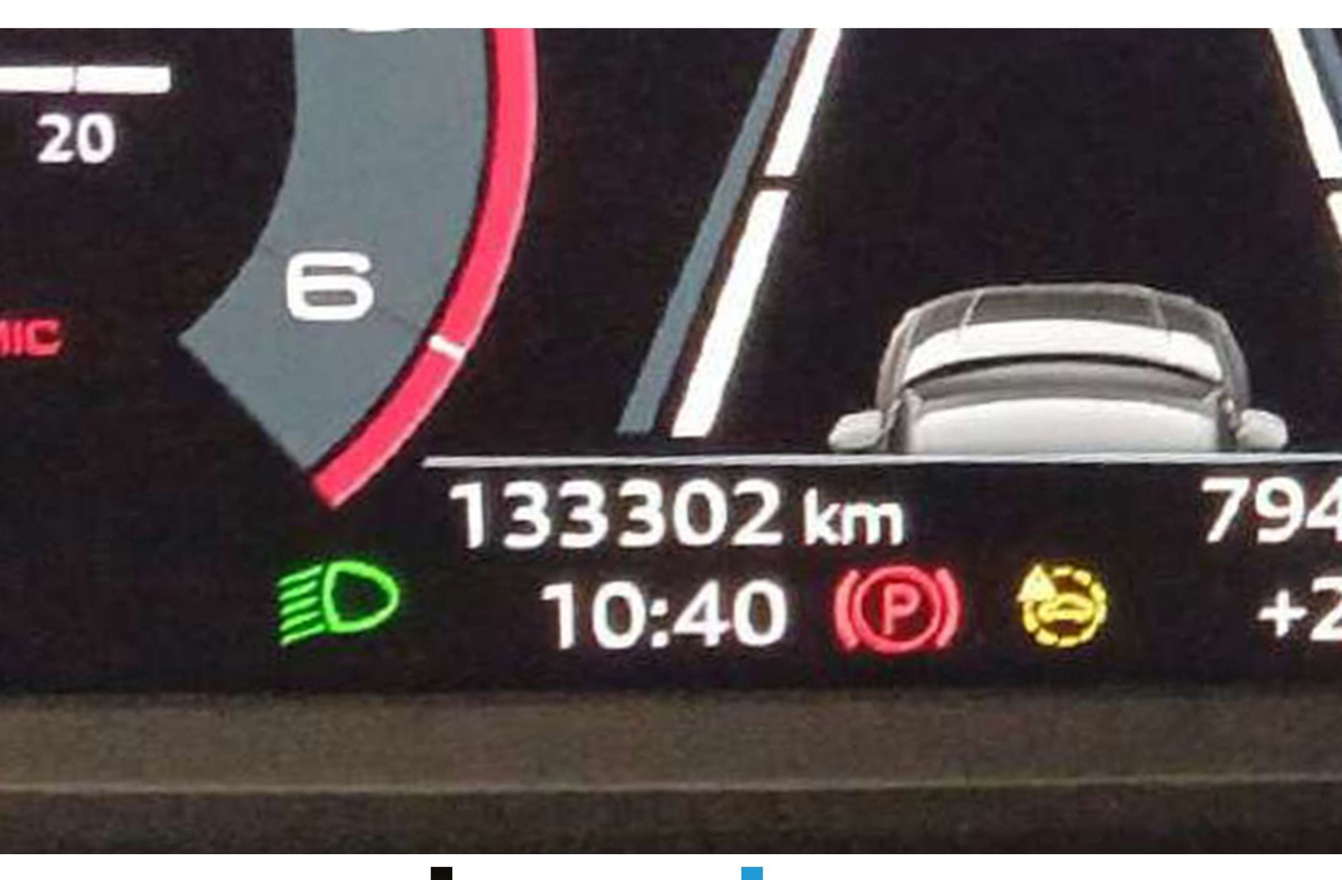 Audi Q3 Advanced 35 TDI - foto 9