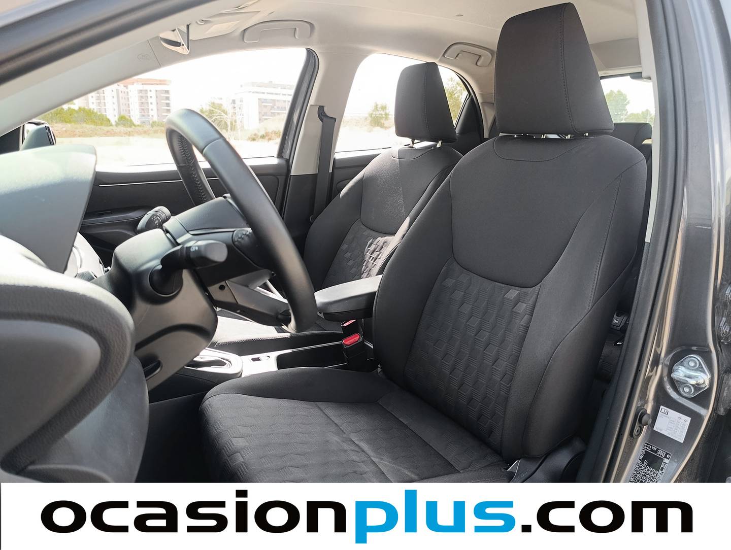Foto asientos delanteros Toyota Yaris Toyota Yaris 120H Active Plus (116 CV)
