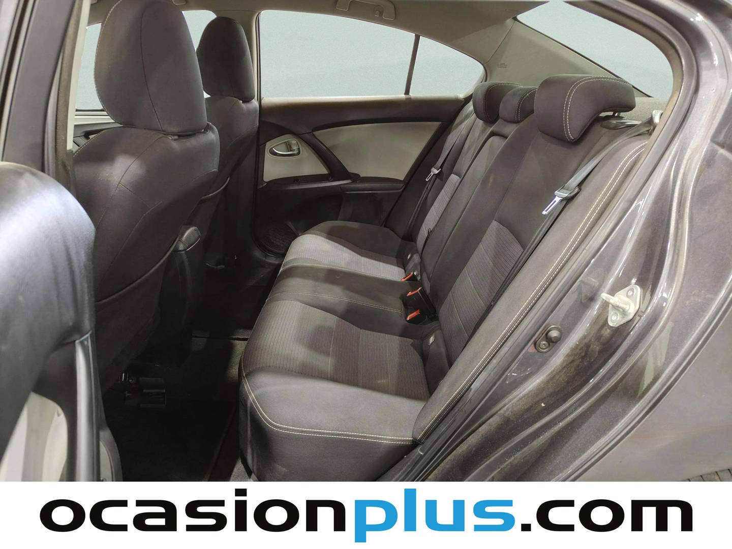 Fotos maletero Toyota Avensis Toyota Avensis 150D Advance (143 CV)