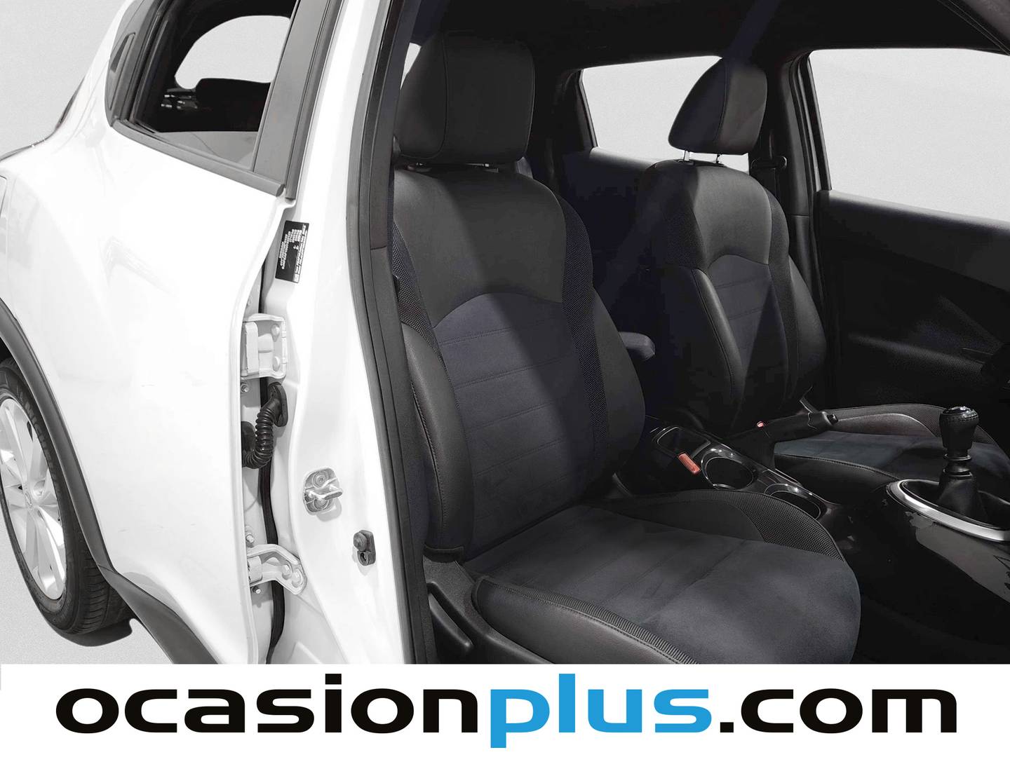 Nissan JUKE Nissan Juke 1.2 DIG-T N-Connecta 4x2 (115 CV) manual