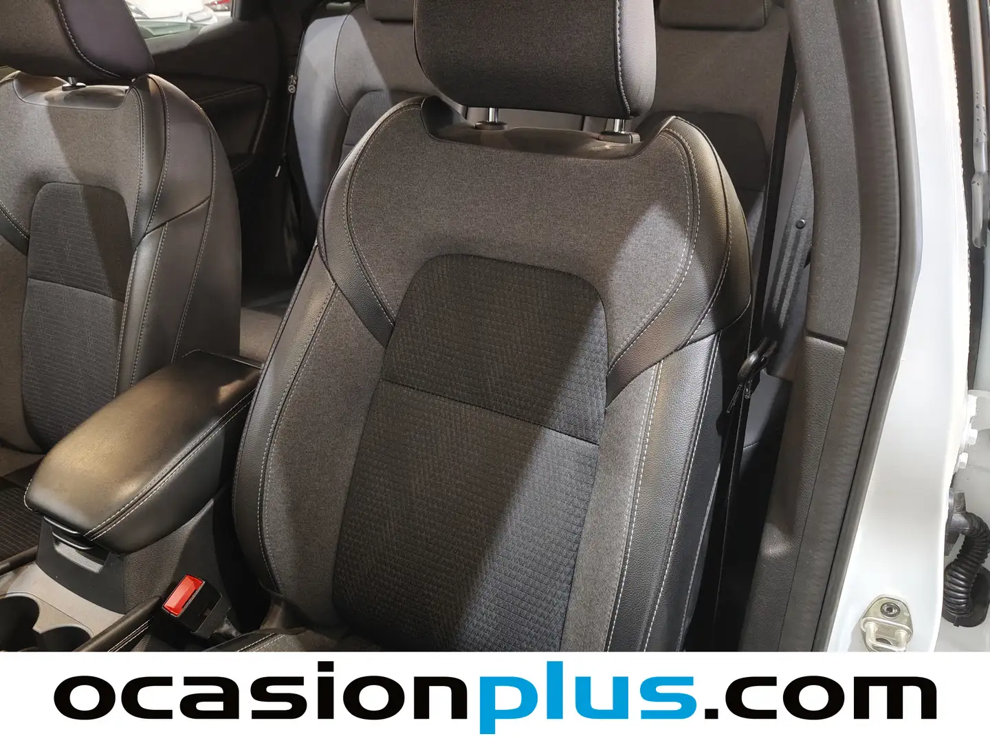 Foto Nissan QASHQAI Nissan Qashqai DIG-T 160 N-Connecta 4x2 Auto (158 CV)