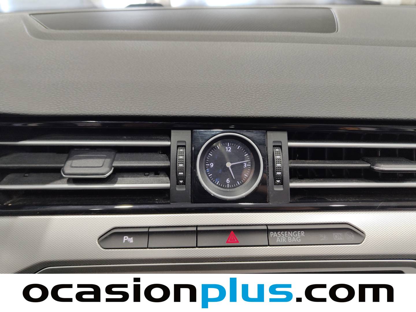 Equipamiento del Volkswagen Passat Volkswagen Passat Advance 2.0 TDI (150 CV) DSG