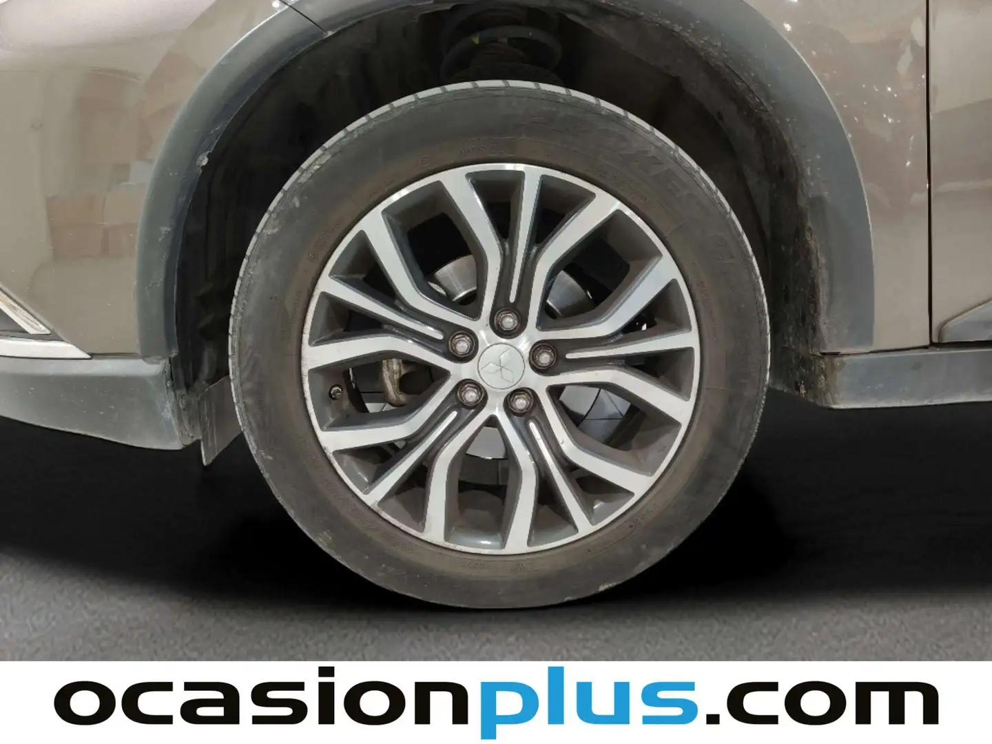 Foto Mitsubishi Outlander Mitsubishi Outlander 220 DI-D Motion 2WD (150 CV) 7 Plazas