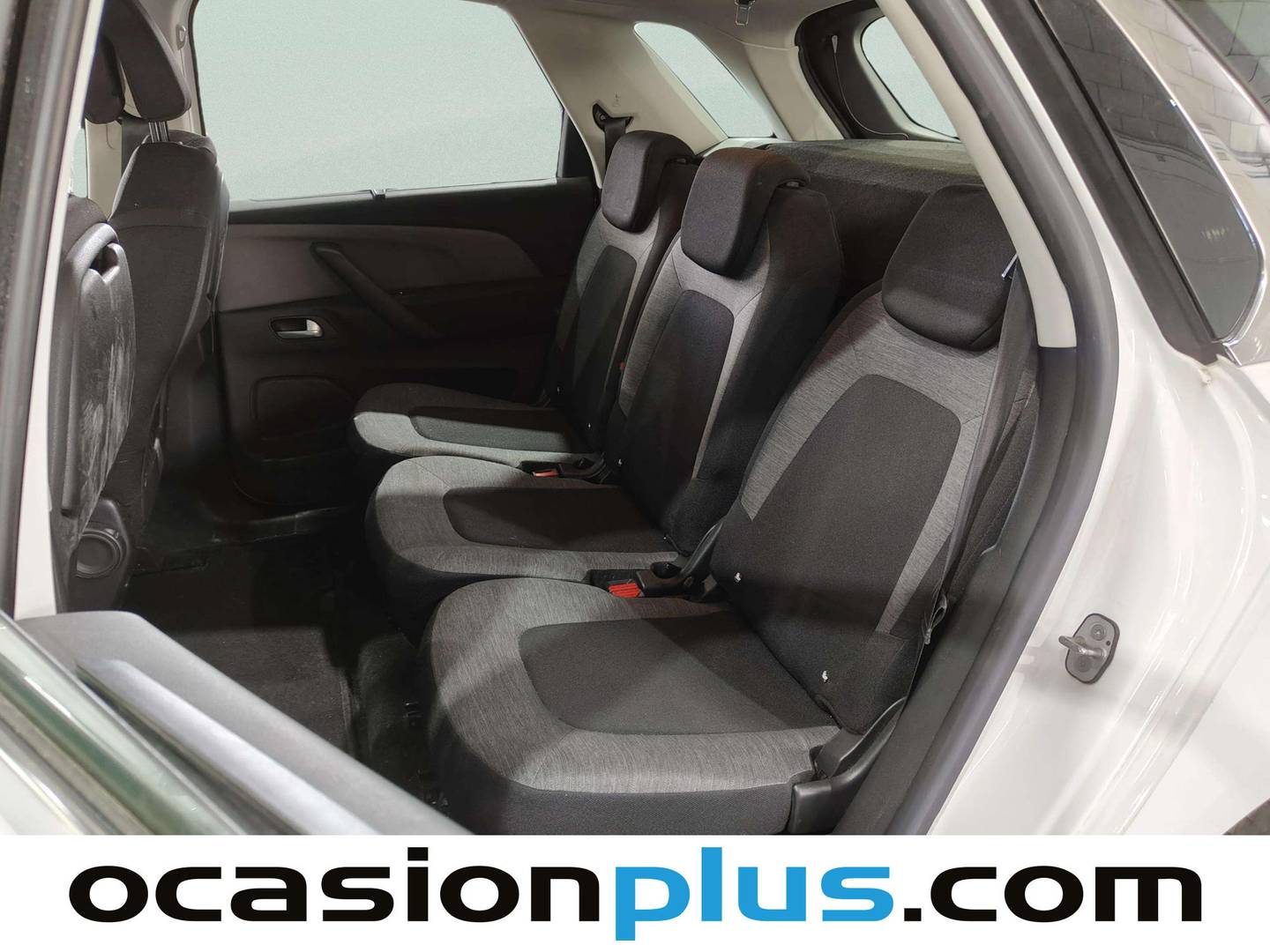 Foto asientos traseros Citroën C4 Spacetourer Citroën C4 Spacetourer PureTech 130 S&S Live EAT8 (130 CV)