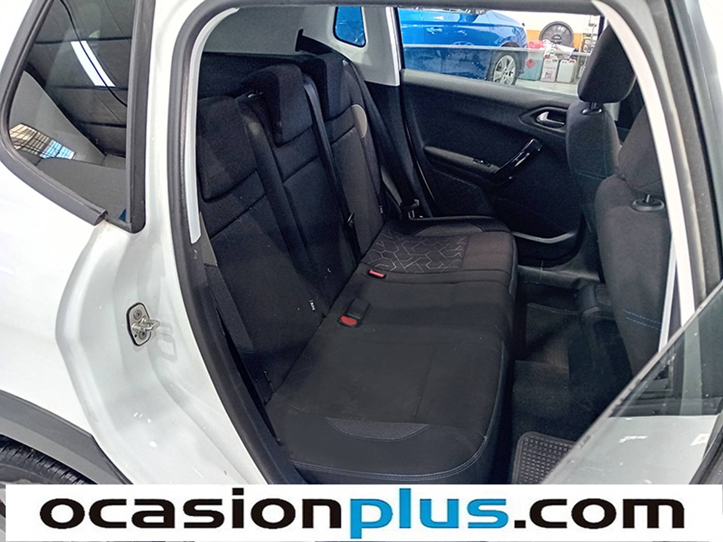 Foto Peugeot 2008 Peugeot 2008 BlueHDi 100 Signature (100 CV)