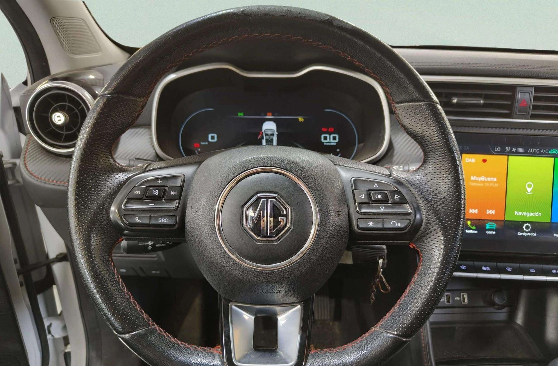 MG ZS 1.5 Luxury - foto 22