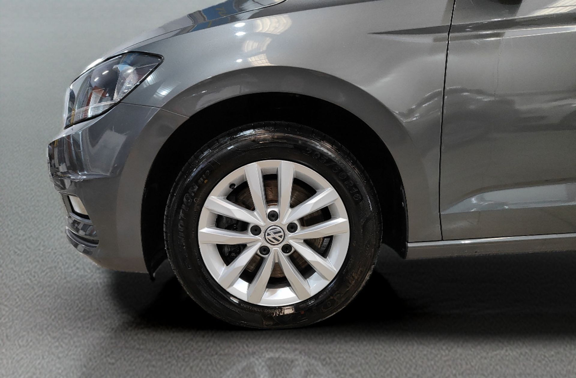 Volkswagen Touran Business Navi 1.6 TDI 7 plazas - foto 31