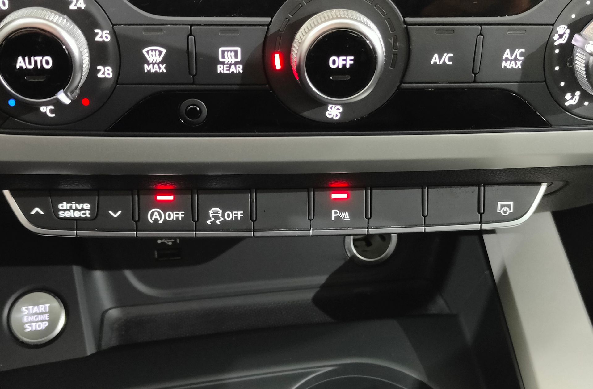 Audi A4 Avant Advanced 35 TFSI S tronic - foto 36