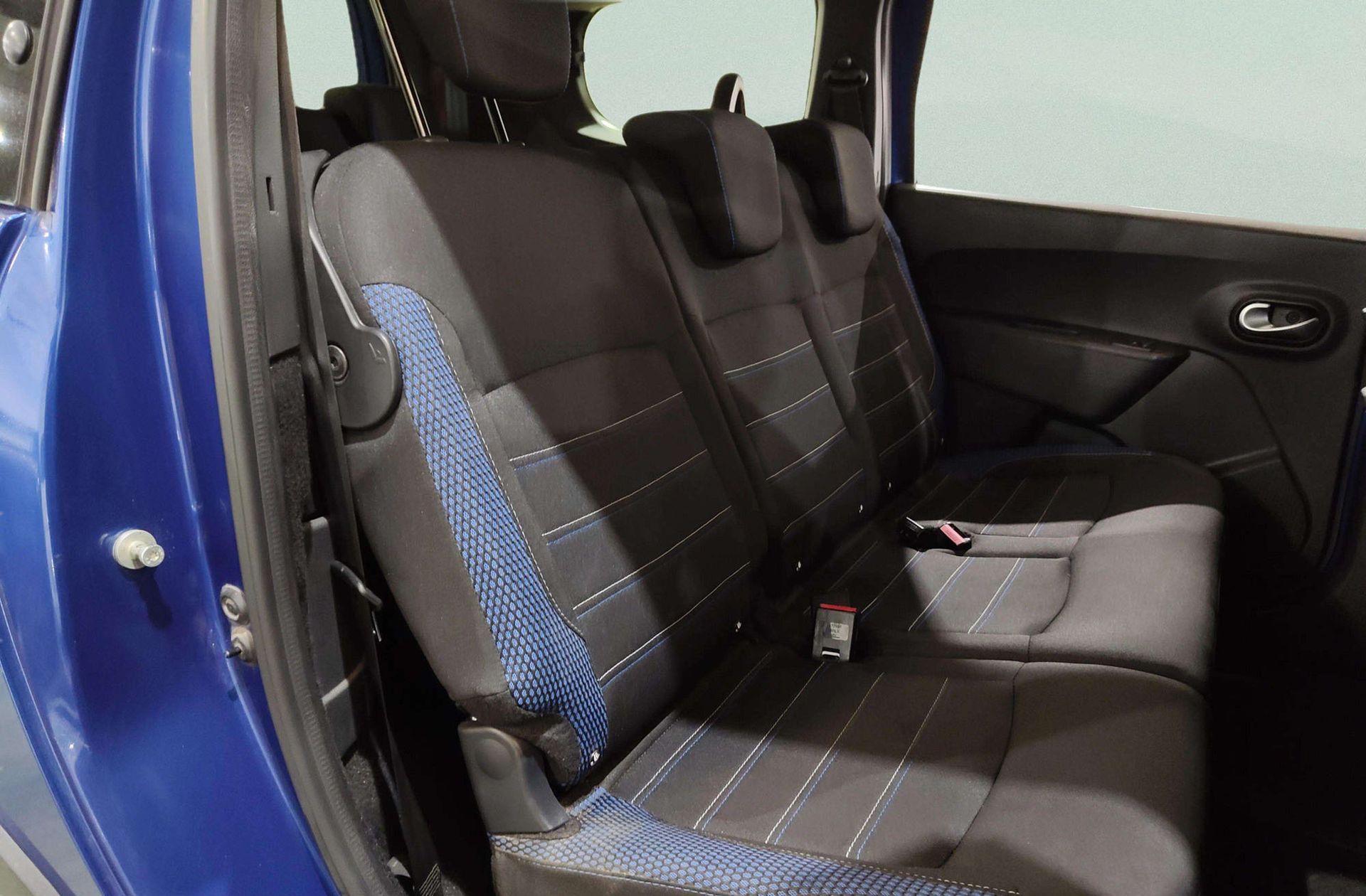 Dacia Lodgy Serie Limitada Aniversario TCe GPF 7 plazas - foto 16