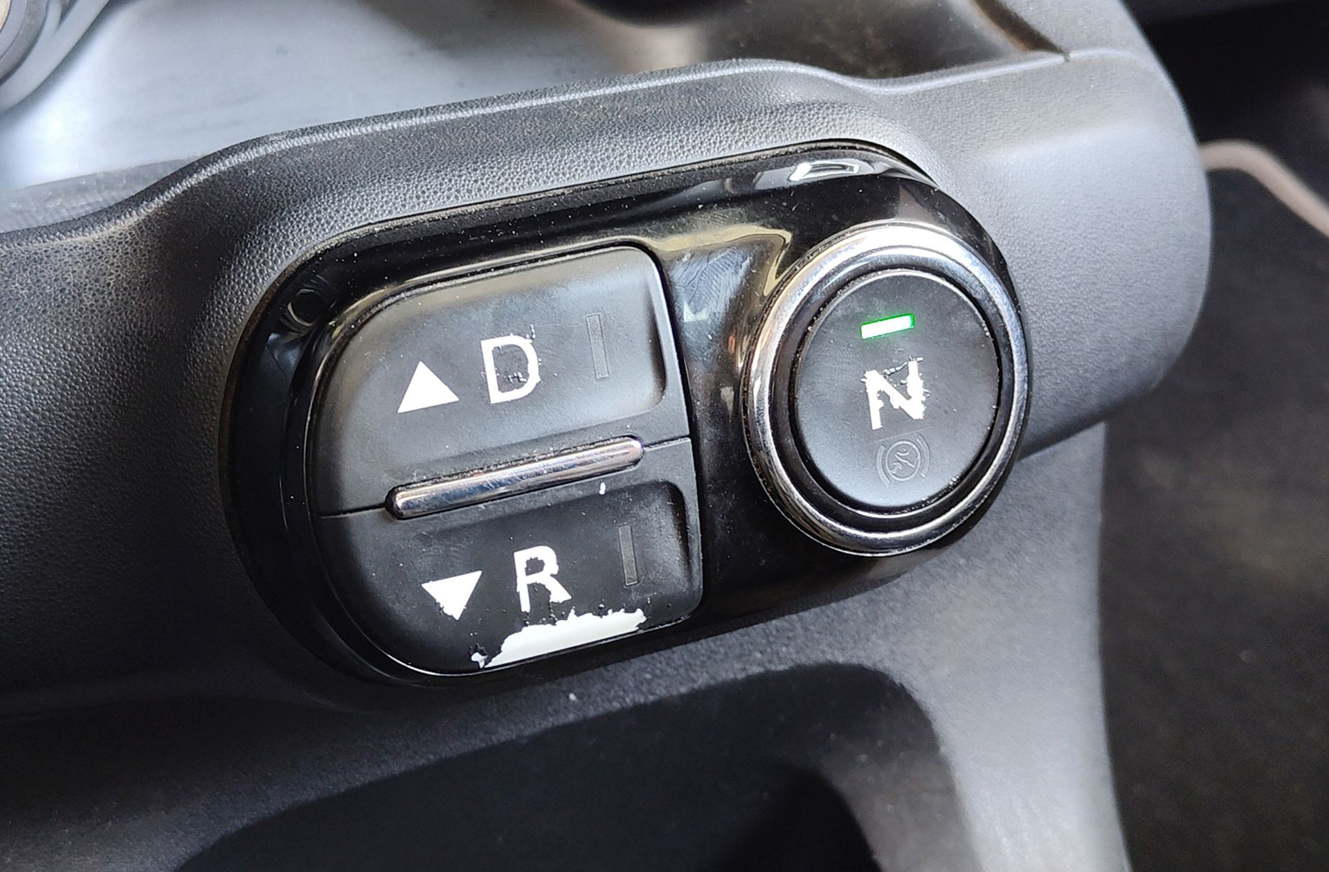 Citroën C4 Cactus e-HDI 92 Shine ETG6 - foto 5