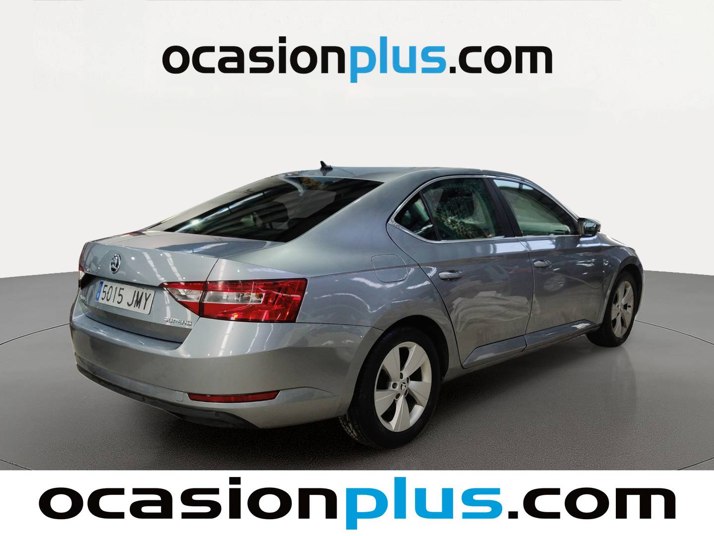 Foto trasera Skoda Superb Skoda Superb 1.6 TDI CR Ambition 88 kW (120 CV) derecha