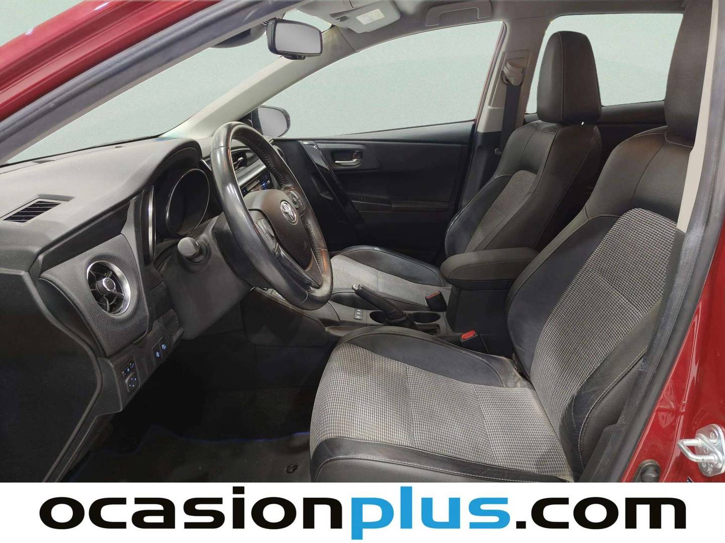 Foto asientos delanteros Toyota Auris Toyota Auris 140H Hybrid Advance (136 CV)