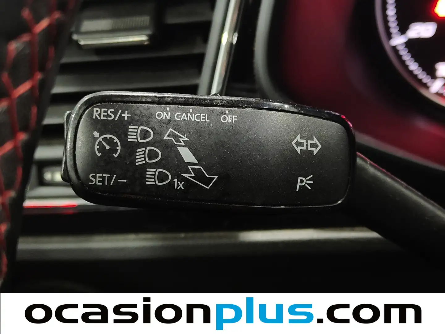 Foto Seat León SEAT León 1.4 TSI S&S ACT FR Plus DSG7 (150 CV)