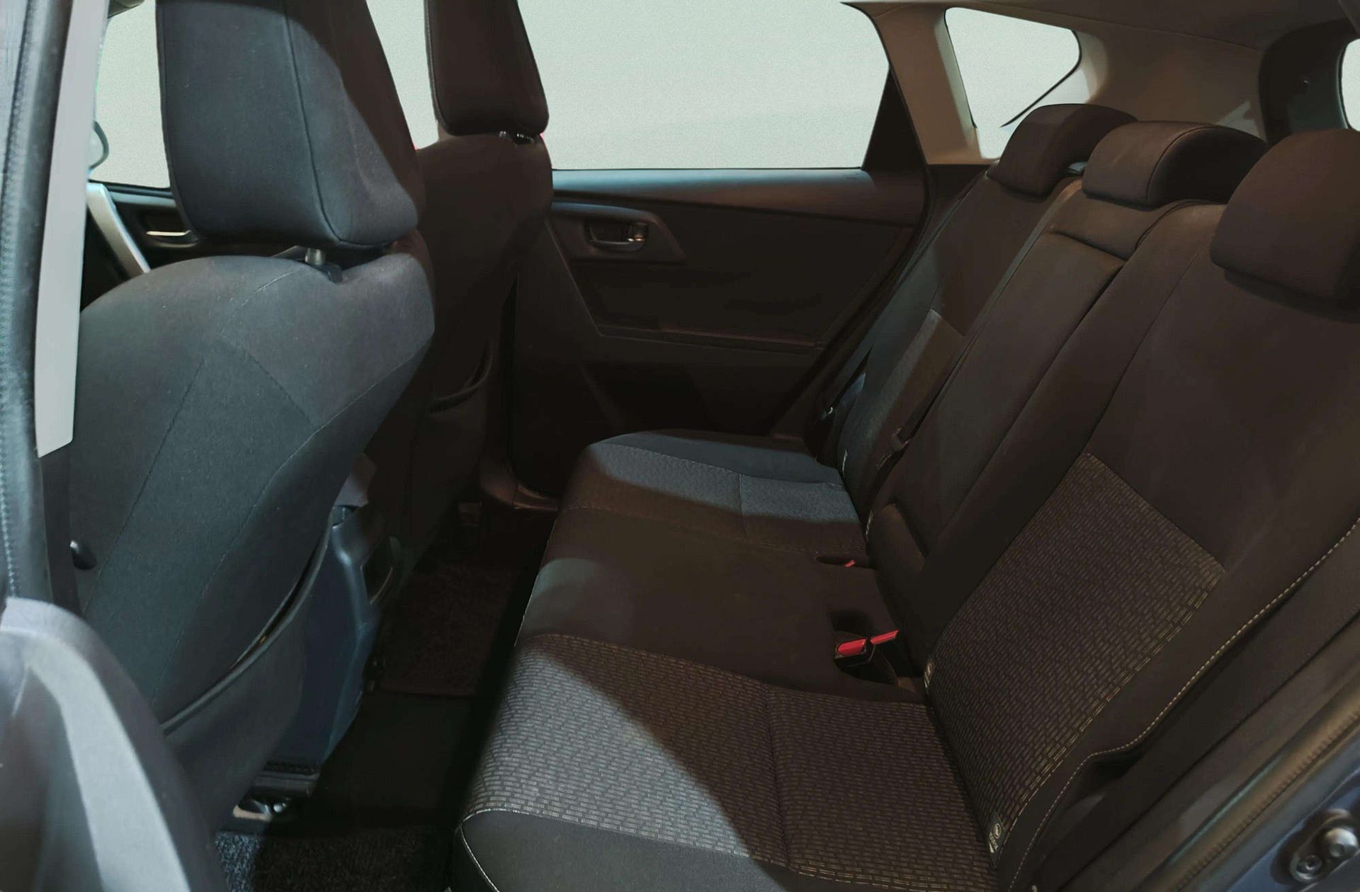 Toyota Auris 90D Feel! - foto 10