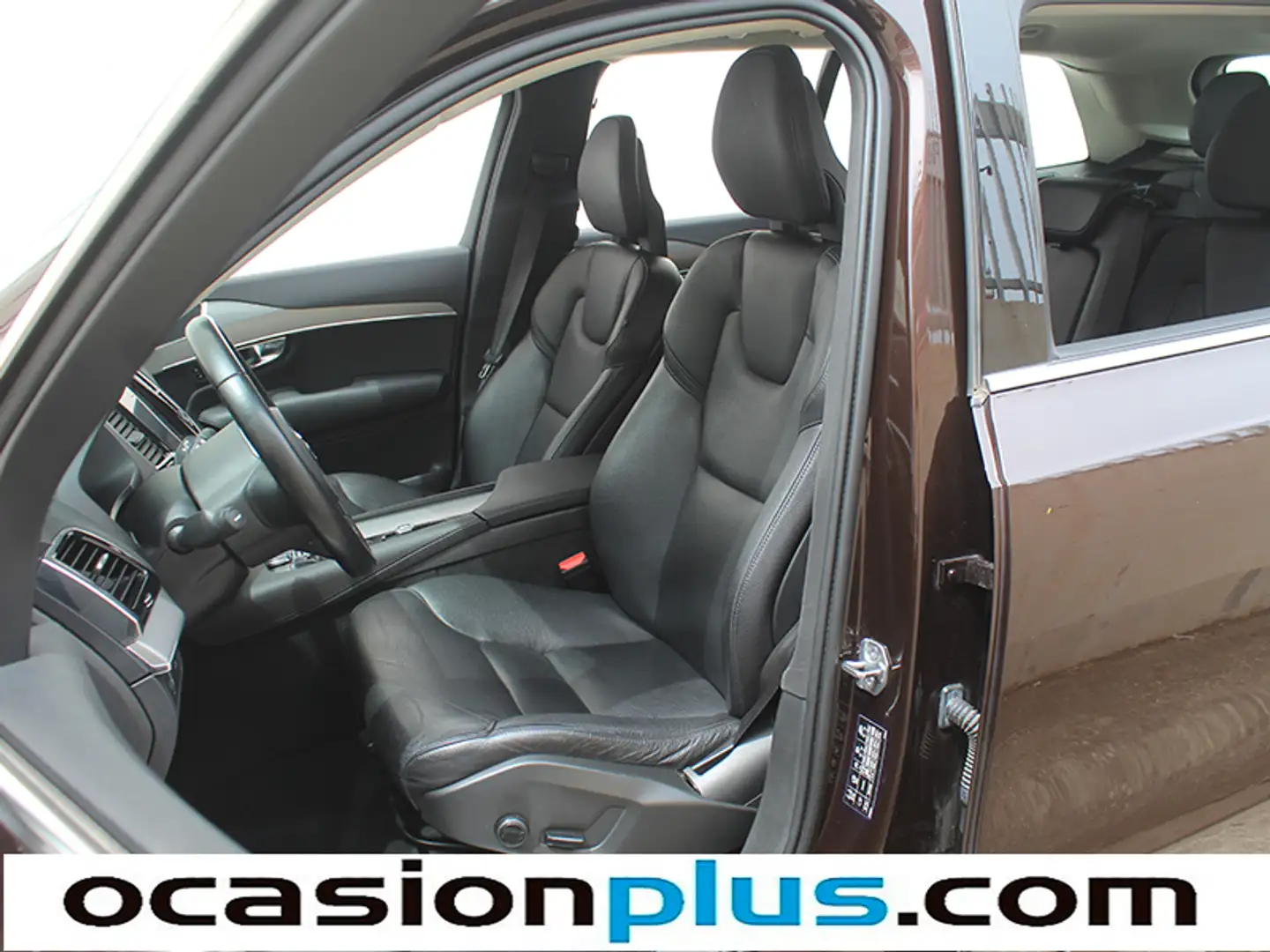 Foto Volvo XC90 Volvo XC90 B5 D Momentum Pro AWD Auto (235 CV) 7 Plazas