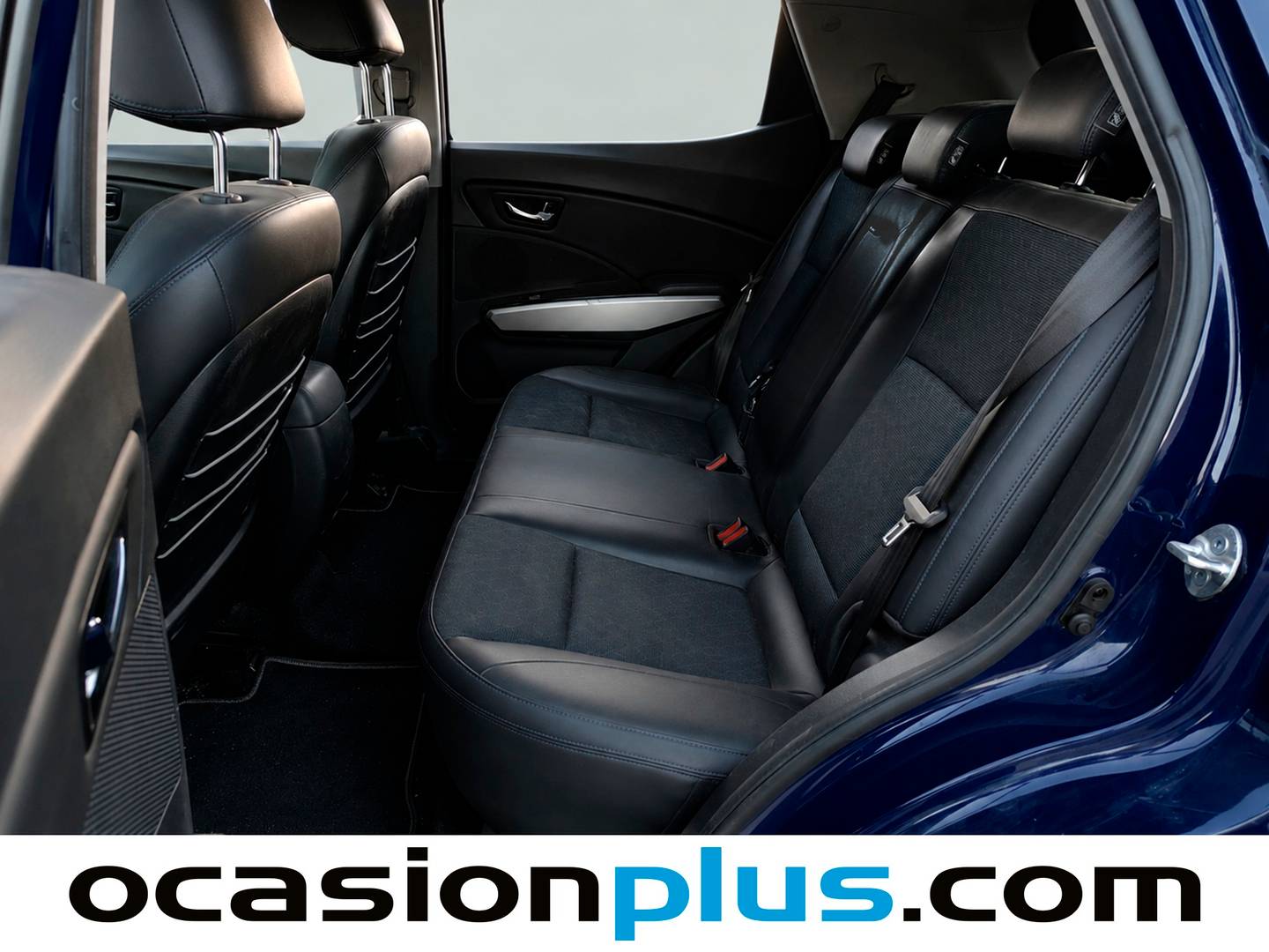 Foto asientos traseros SsangYong Tivoli SsangYong Tivoli D16T Premium 4x2 (115 CV)