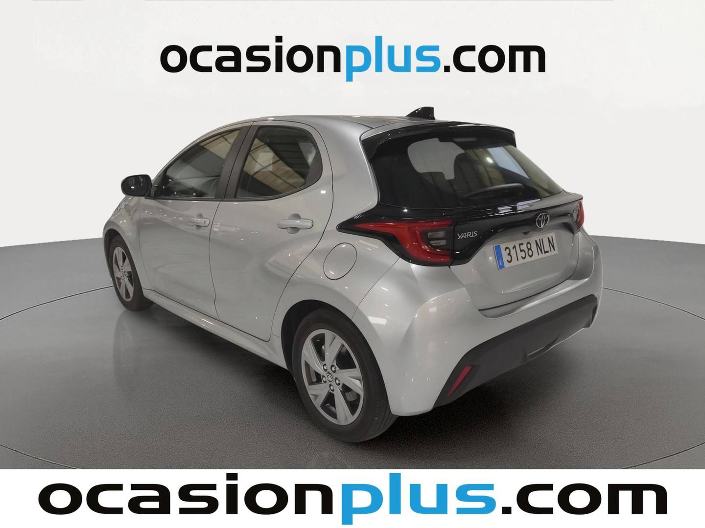 Foto trasera Toyota Yaris Toyota Yaris 120H Active Plus (116 CV) izquierda