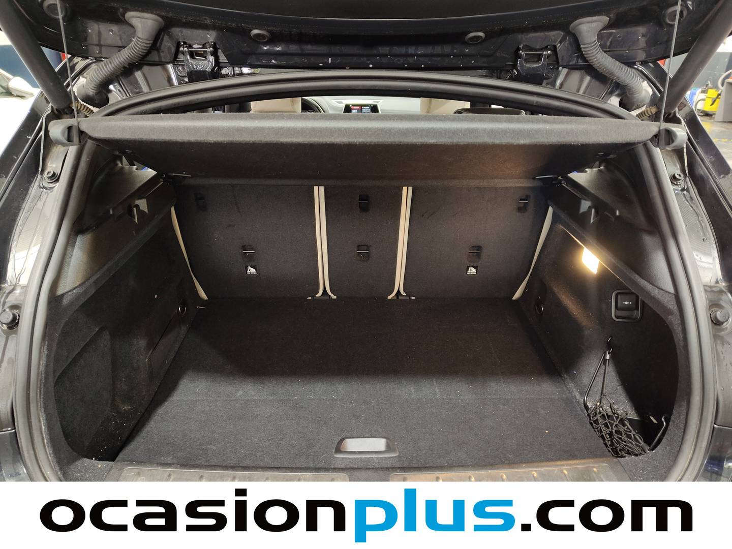 Fotos maletero BMW X2 BMW X2 xDrive20d (190 CV) Pack M