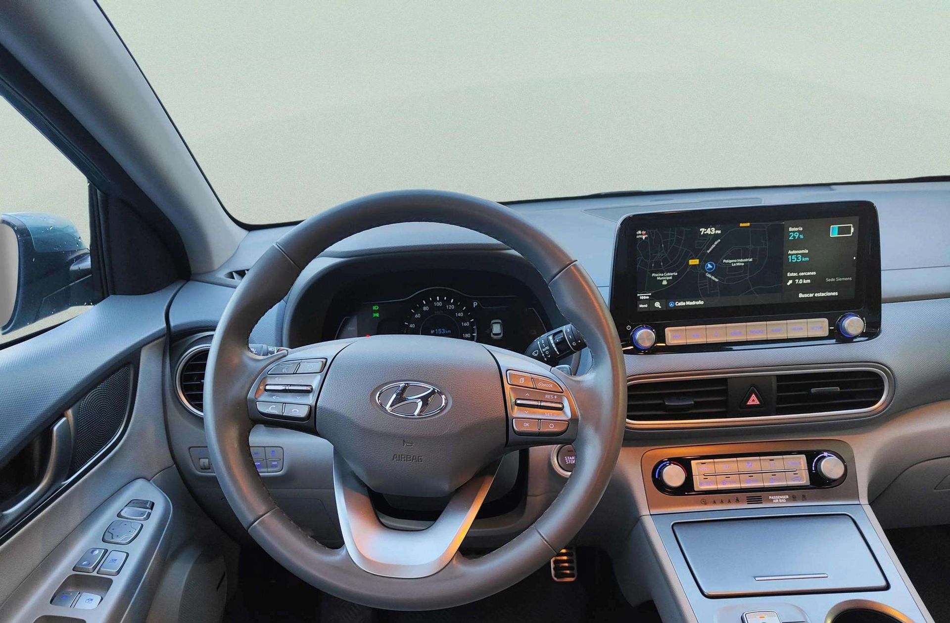 Hyundai Kona EV Tecno - foto 31