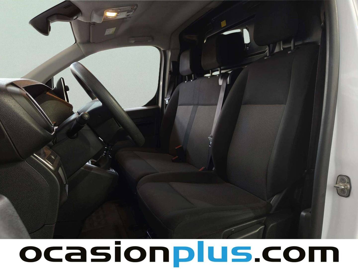 Foto asientos delanteros Citroën Jumpy Citroën Jumpy Furgon BlueHDI 120 S&S Talla M (120 CV)