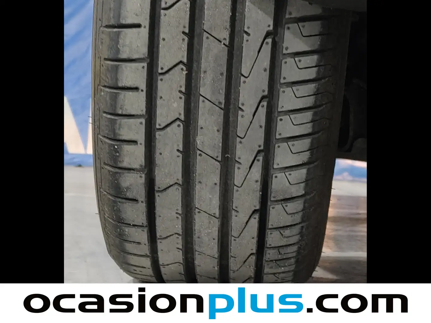 Foto Peugeot Partner Peugeot Partner Tepee BlueHDi 100 Adventure Edition (100 CV)