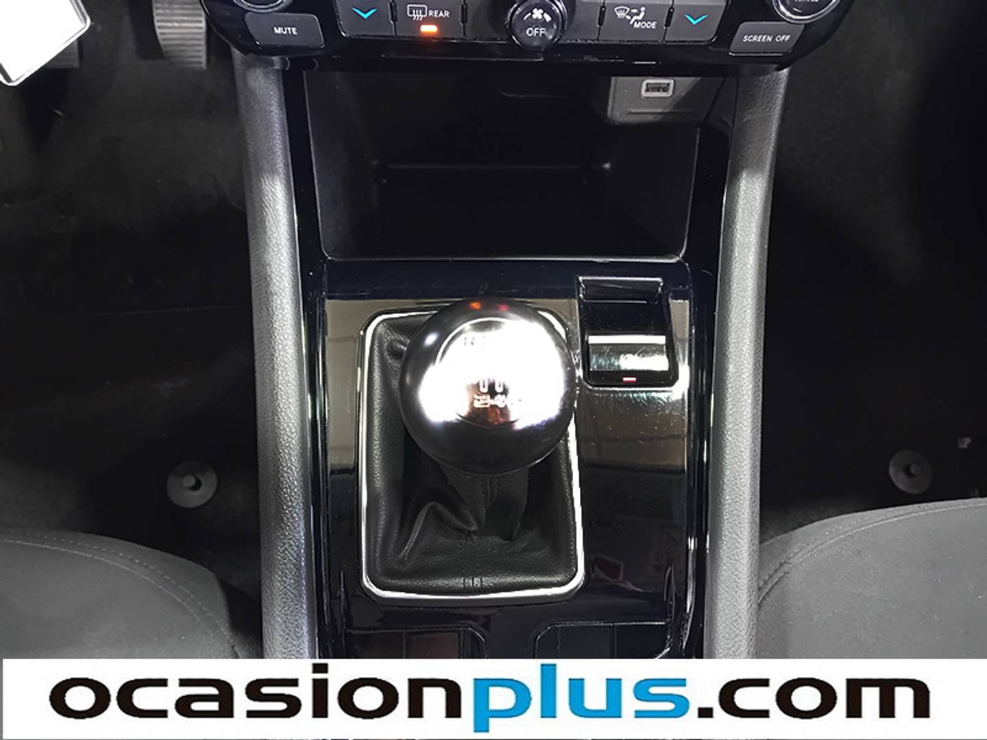 Foto Jeep Compass Jeep Compass 1.3 Gse T4 Longitude FWD MT (130 CV)