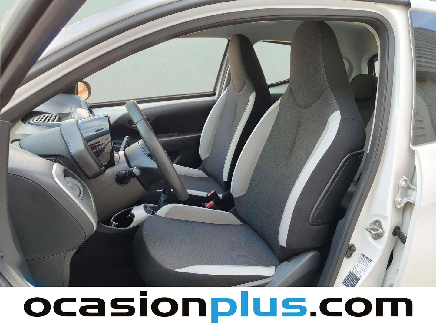 Foto asientos delanteros Toyota Aygo Toyota Aygo 1.0 70 x-play (69 CV)