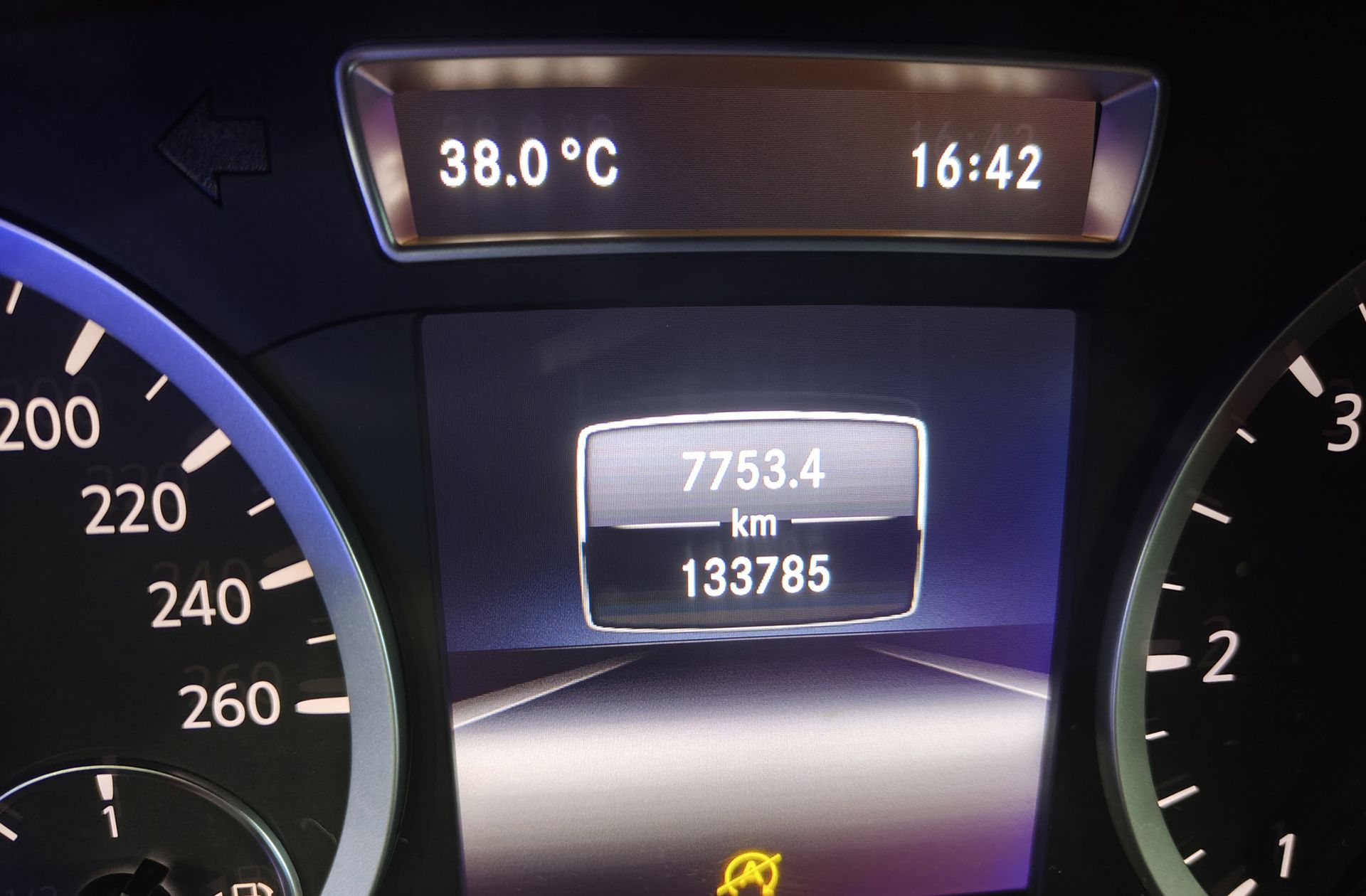 Infiniti Q30 1.5D Sport - foto 11