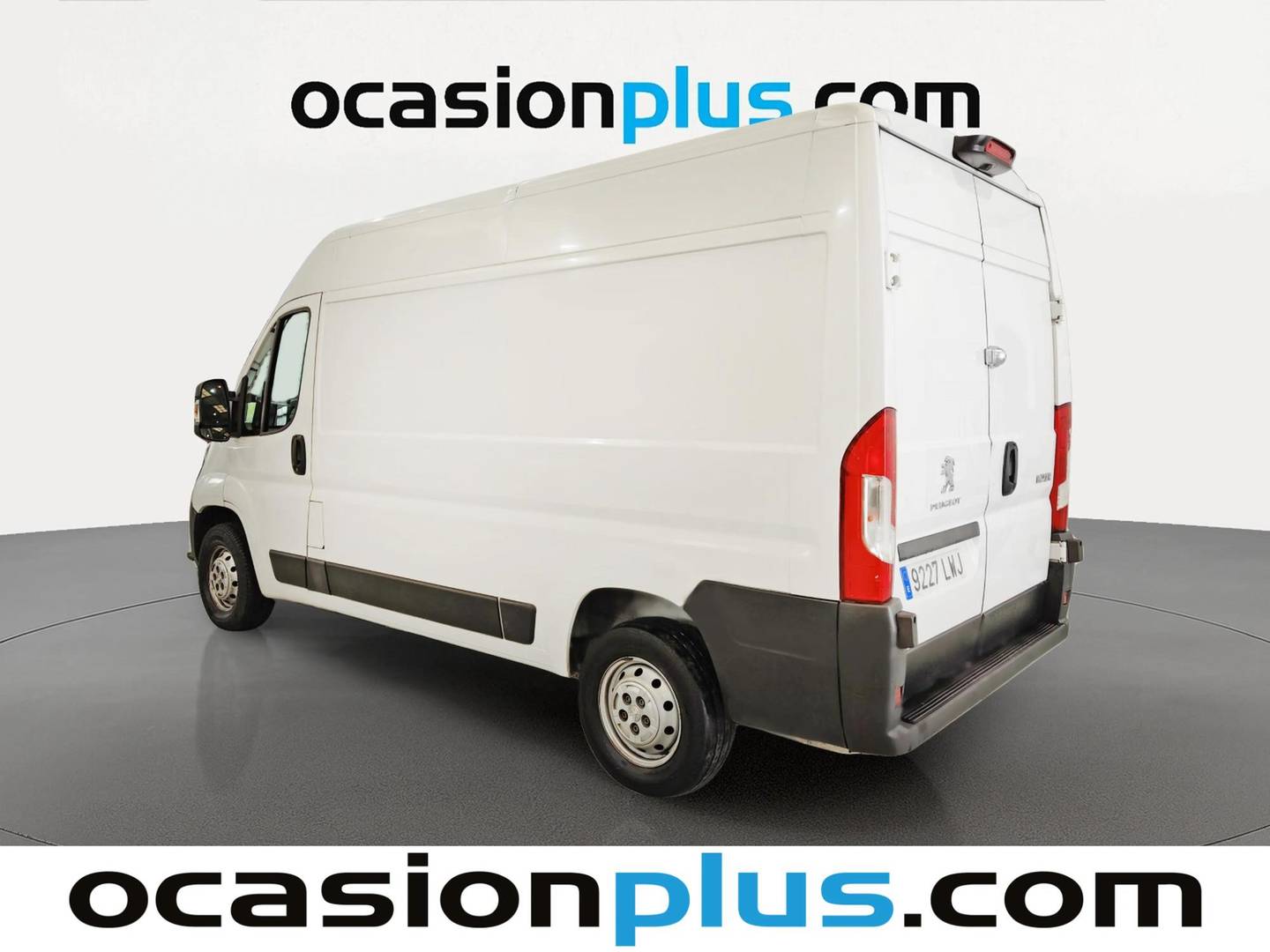 Foto trasera Peugeot Boxer Peugeot Boxer Furgon BlueHDi 140 S&S Pack 335 L2H2 (140 CV) izquierda