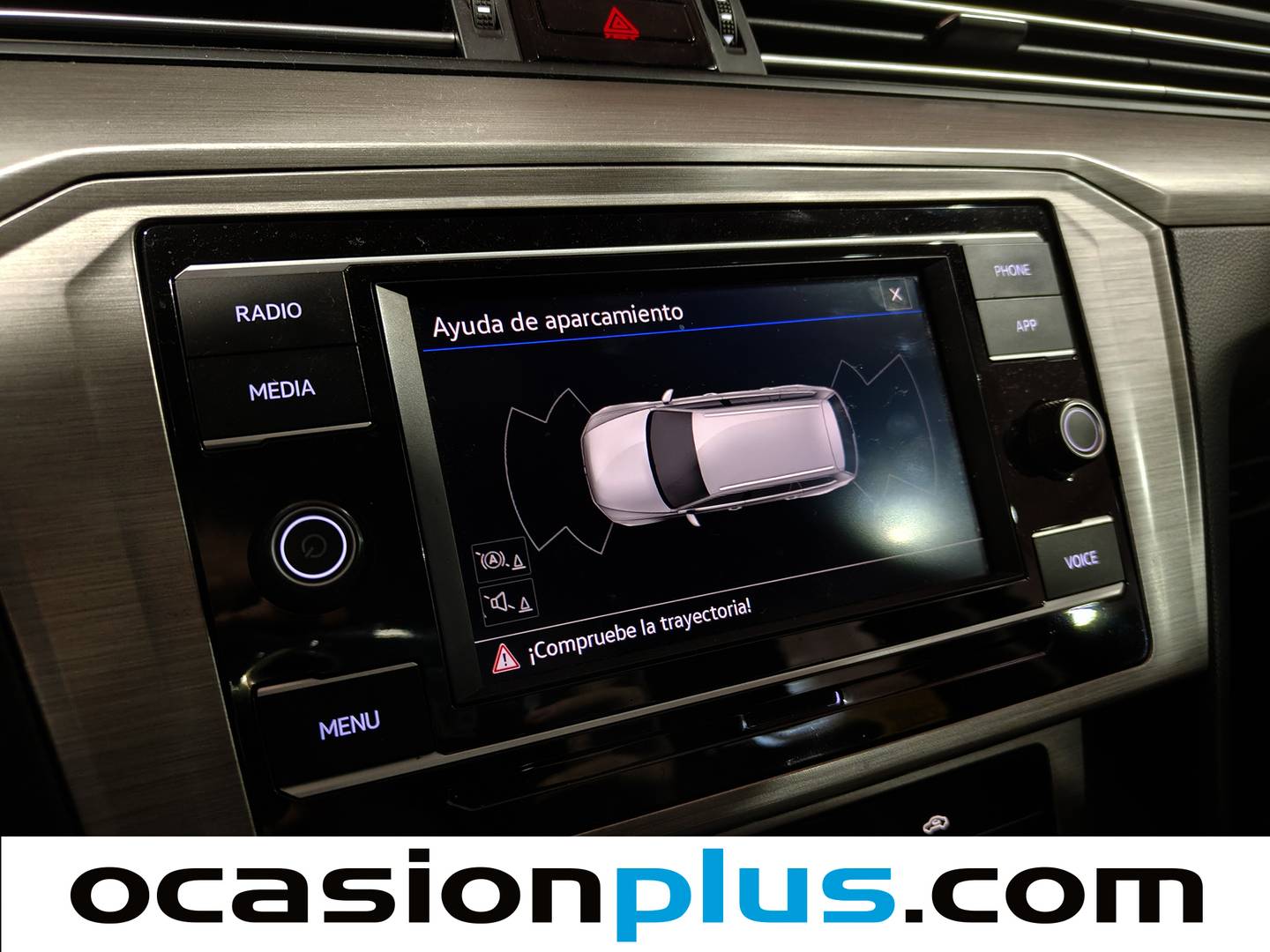 Equipamiento del Volkswagen Passat Volkswagen Passat Variant Variant Business 2.0 TDI 90 kW (122 CV) DSG