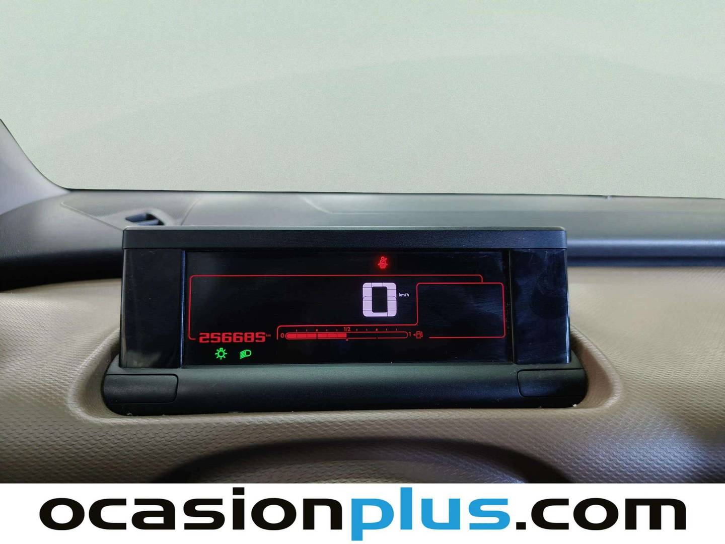 Foto Citroën C4 Cactus Citroen C4 Cactus BlueHDi 100 Shine (100 CV)