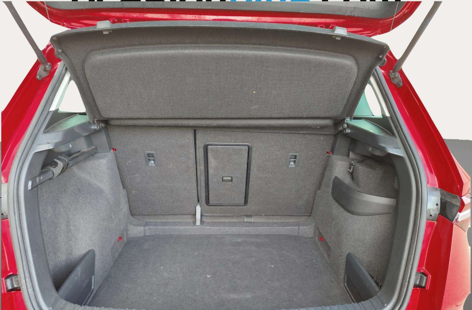 Škoda Karoq 2.0 TDI Selection - foto 18