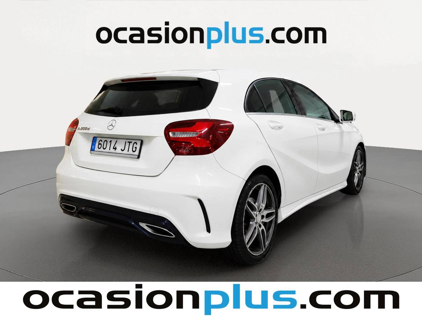 Foto trasera Mercedes Clase A Mercedes Clase A 200 d AMG Line (136 CV) izquierda